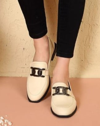 Linda Beige Leather Women's Loafers with Anatomical Sole and Stylish Buckle Detail, Ensuring Everyday Comfort